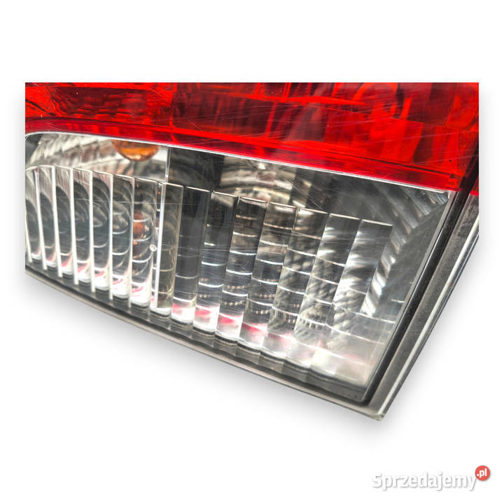 LAMPA PRAWA Volvo V50 I LIFT 20072012 tylna Chełm sprzedam