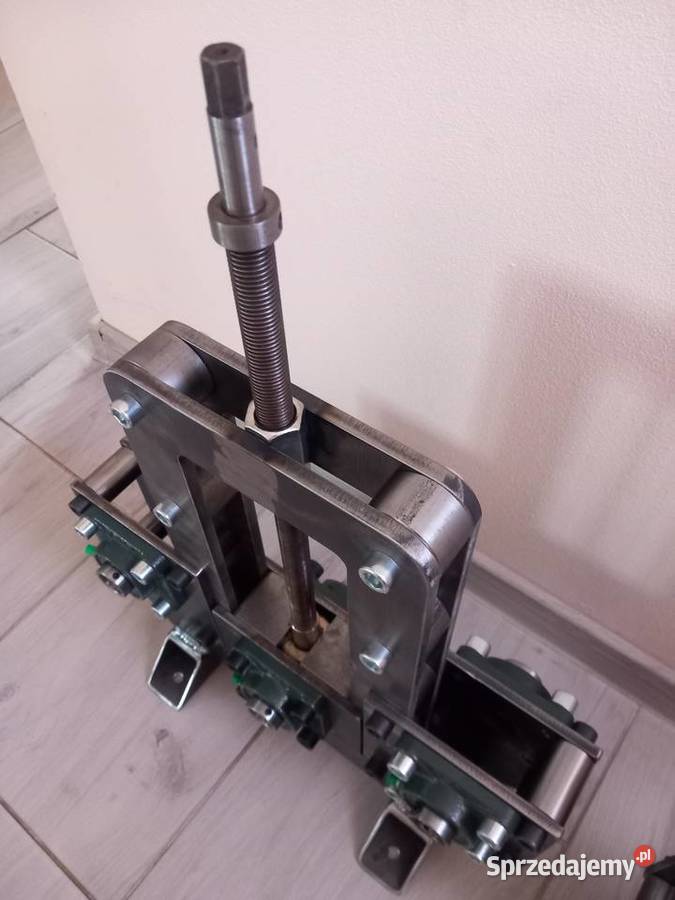 Ramy giętarek solidne i masywne Ptaszkowa