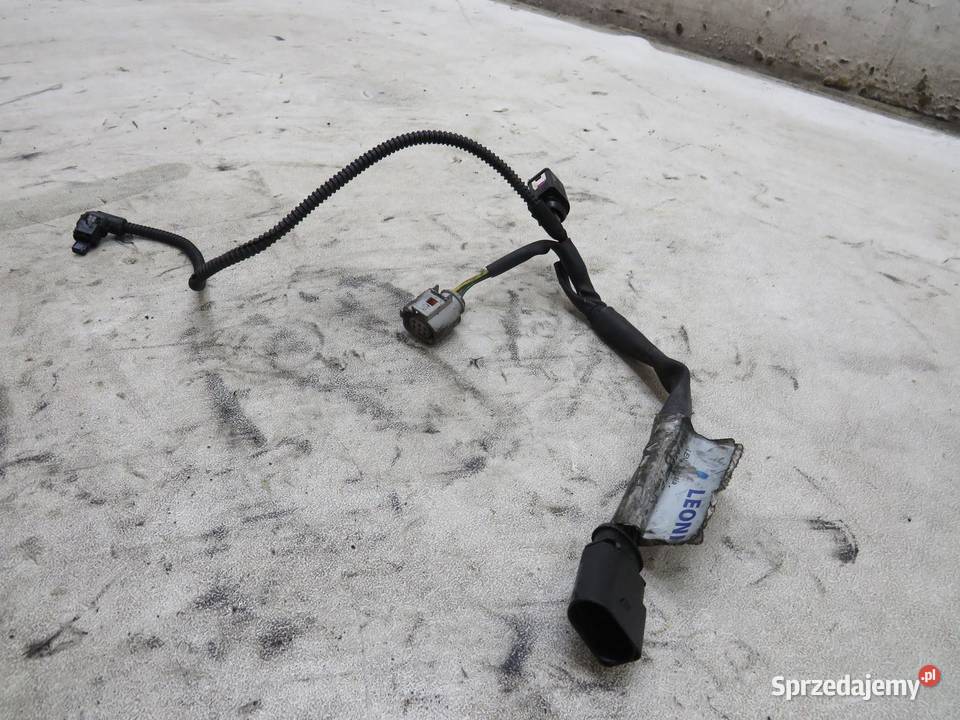 WIĄZKA POMPY WTRYSKOWEJ 30 TDI AUDI A8 D4 Materiały instalacyjne sprzedam