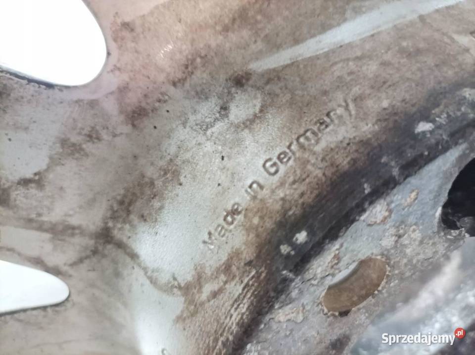 FELGA ALUMINIOWA R20 5X112 ET37 OC65MM 9JX20H2