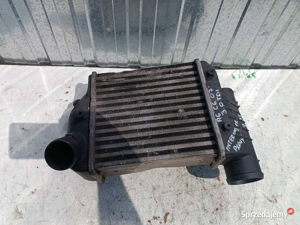 CHŁODNICA INTERCOOLER PRAWA AUDI A6 C6 30 TDI osobowe Chłodnice powietrza (intercoolery)