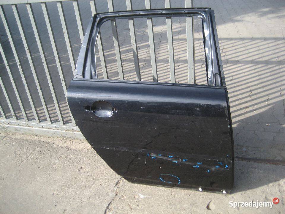 VOLVO V70 0711R DRZWI TYŁ PRAWE Rakoniewice