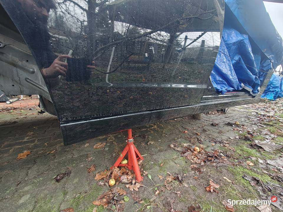 Tylne drzwi oryginalne Dodge Charger 14 Rok produkcji 2014 Drzwi Gostyń