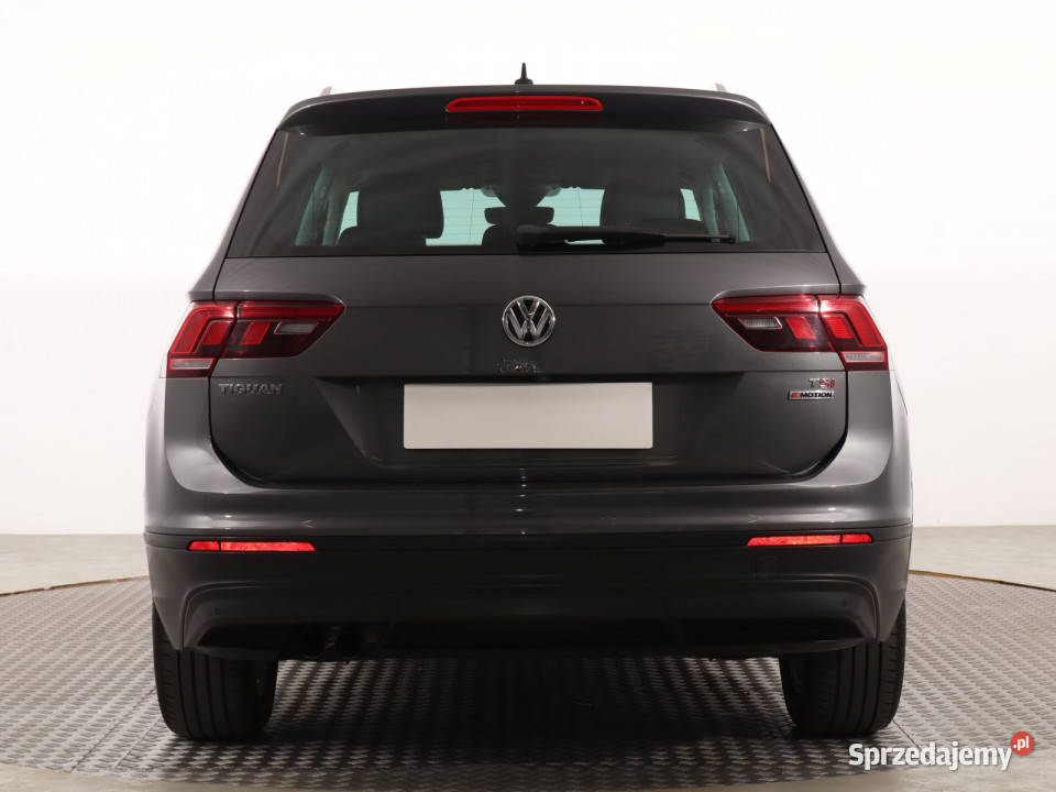 VW Tiguan 14 TSI światła przeciwmgielne Katowice