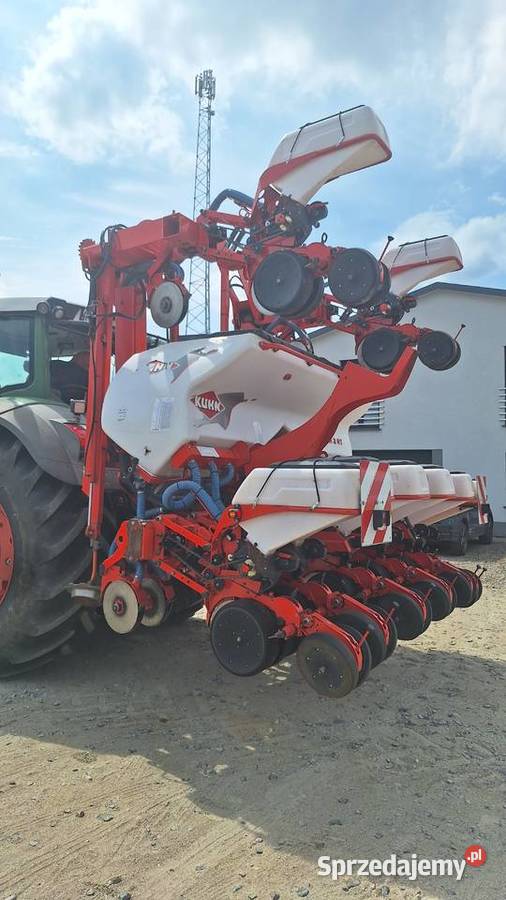 Siewnik do kukurydzy KUHN Maxima 2 RT Siewniki i sadzarki Baszków sprzedam