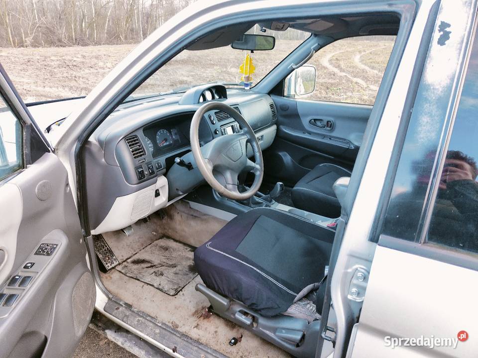 Mitsubishi Pajero Sport 4x4 30 V6 LPG 2001r świętokrzyskie Bogoria