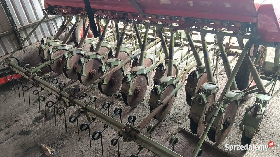 Siewnik zbożowy talerzowy Radomyśl Wielki