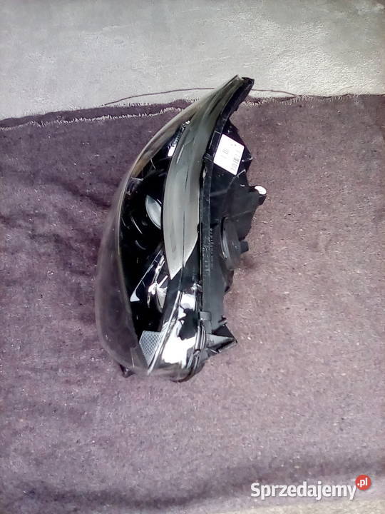 Lampa przednia prawa Renault oryginalna lampy przednie Chocianów