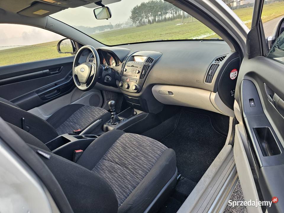 Kia Ceed 16 benzyna Chotynin