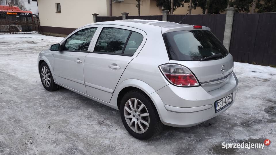 Opel Astra H 16 benzyna gaz