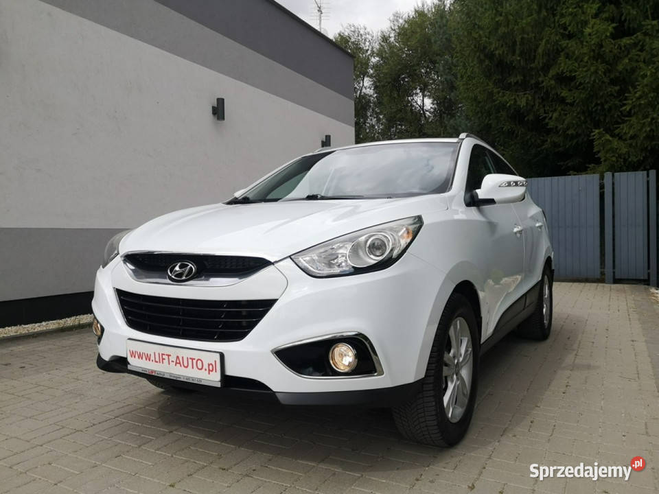 Hyundai ix35 17 CRDI Klimatyzacja Sensory Alu 17 VAT marża Strzegom sprzedam