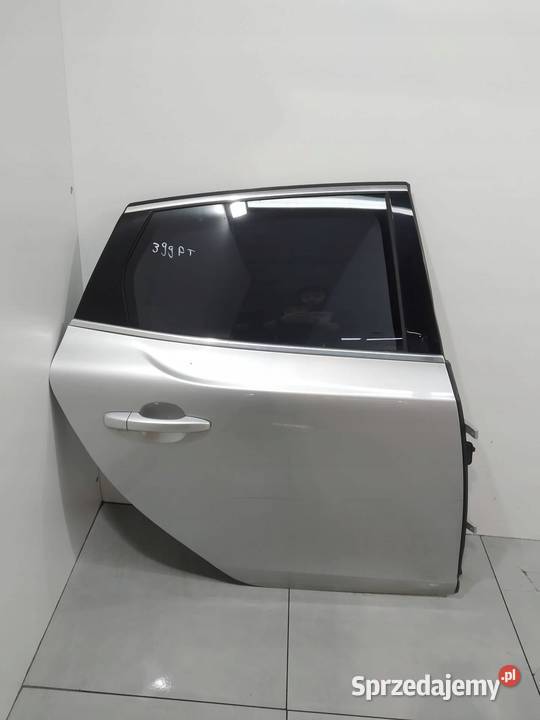 DRZWI PRAWE TYŁ 71116 Volvo V40 II 20122019
