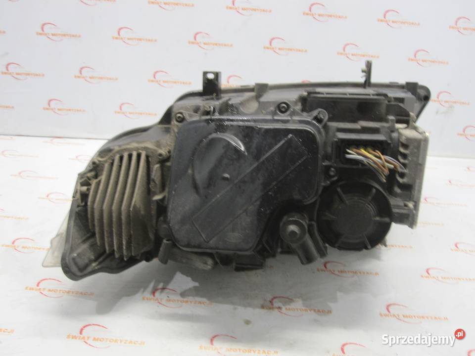 BMW E90 LCI LIFT lampa prawy przód 7202592 świętokrzyskie Kielce