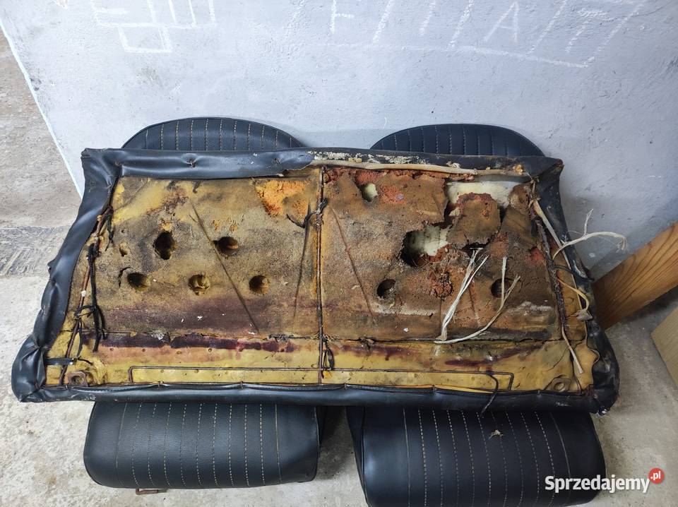 Kanapa Fiat 126p Krosno