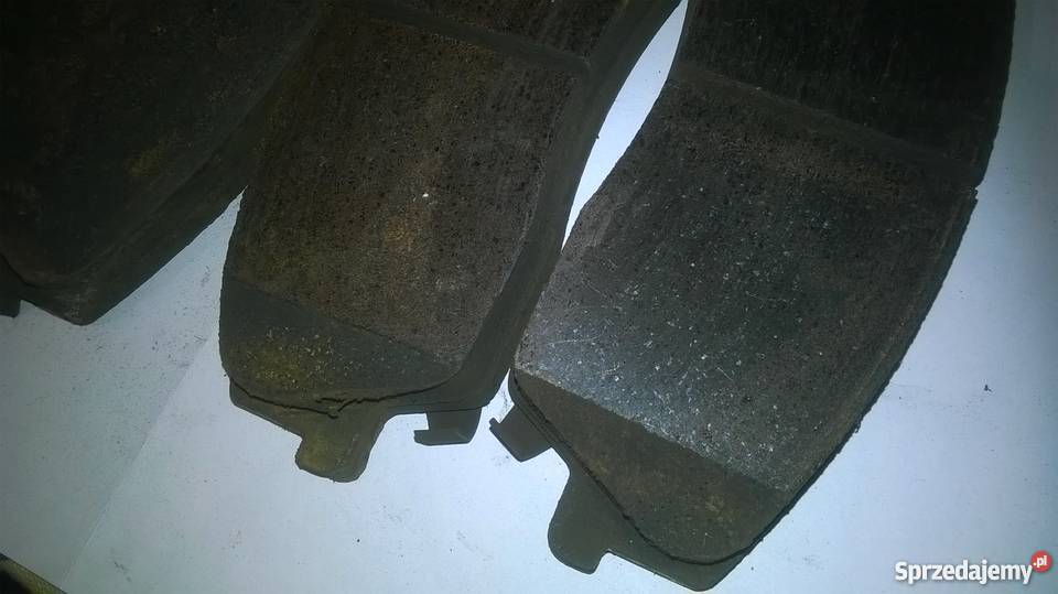 Klocki hamulcowe przód DODGE CHARGER CHRYSLER Poręba