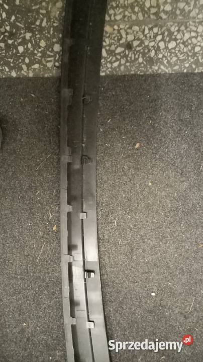 Listwa środkowa tył Skoda Kodiaq