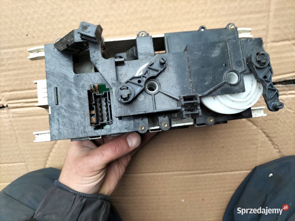 Panel Nawiewu klimatyzacji MERCEDES AKLASA W168 osobowe Kamień-Kolonia