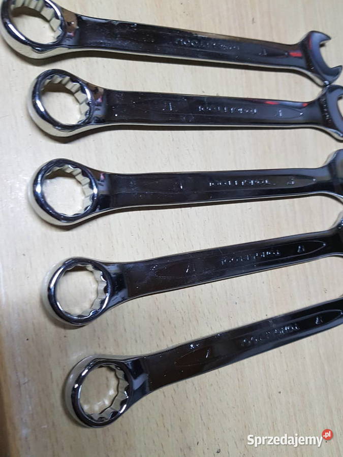Klucz płasko oczkowy 17 mm stal chromowowanadowa Głogowa