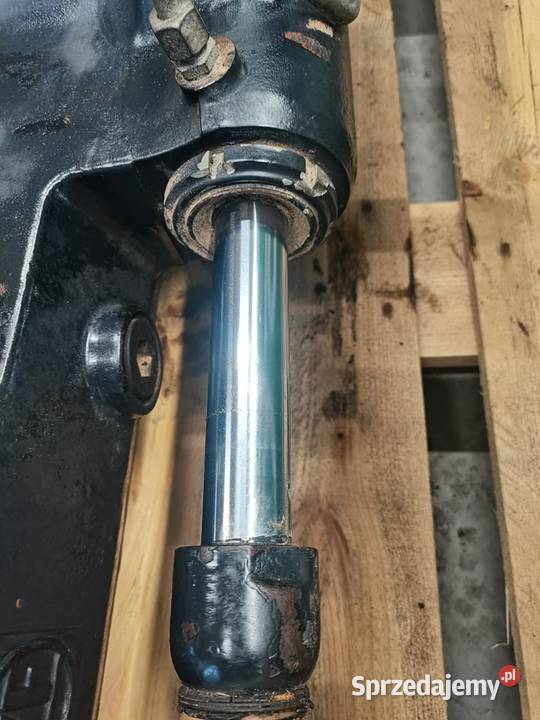 Deutzfahr 620 Agrotron Tłok wspomagania ZF Wilkowo