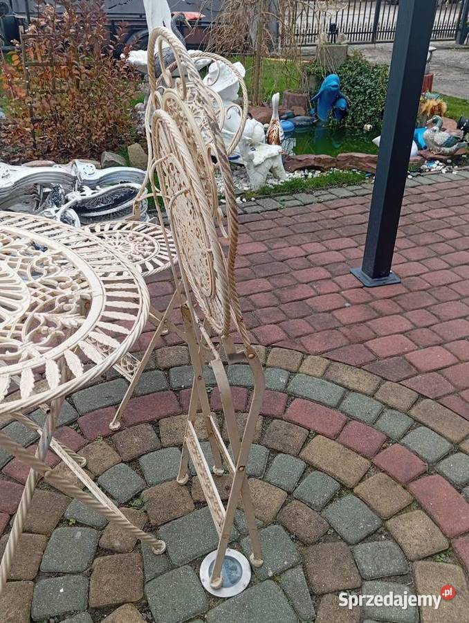 Komplet metalowych mebli ogrodowych warmińsko-mazurskie Podławki sprzedam