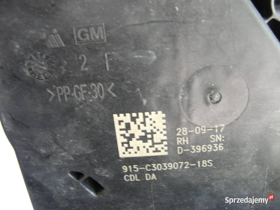 ZAMEK DRZWI PRAWY TYŁ OPEL ASTRA K 13598385 Dąbrowa sprzedam