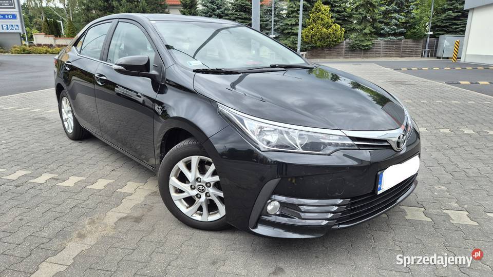 Toyota Corolla 16 Sedan 2018 pierwsza Corolla Piaseczno