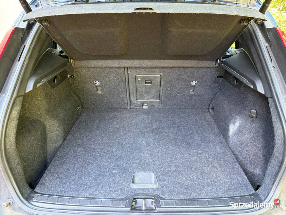Volvo XC 40 RDesign Harman kardon Kamera Lipówki