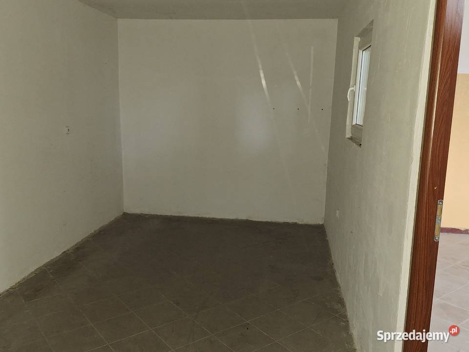 Pilchów koło Stalowej Woli budynek 200m na 200m2 podkarpackie