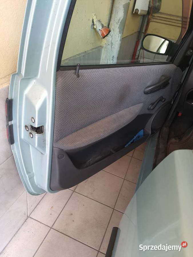 Fiat Punto 12 8V Salon 36 sprzedam zamienię na benzyna dolnośląskie Wrocław