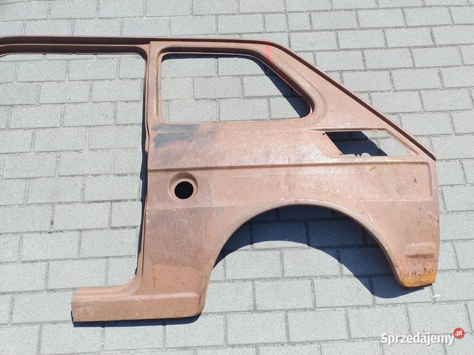 Fiat 126p poszycie boczne bok Gdynia