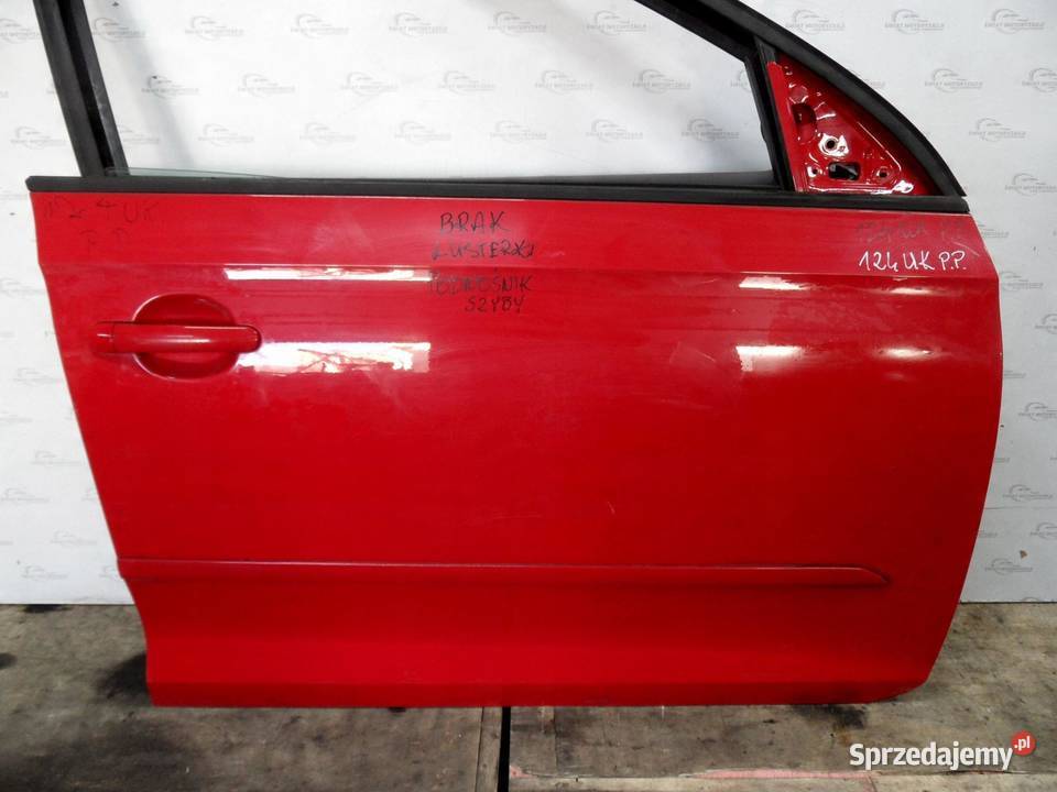 SKODA RAPID SPACEBACK drzwi prawy przód Drzwi