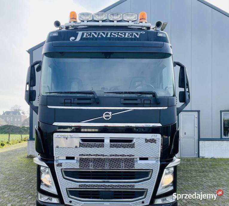 Hakowiec Volvo FH Warszawa
