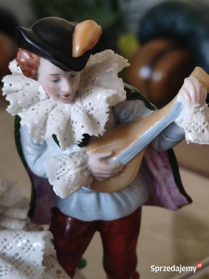 Porcelanowa antyczna figurka koronki Janów Lubelski