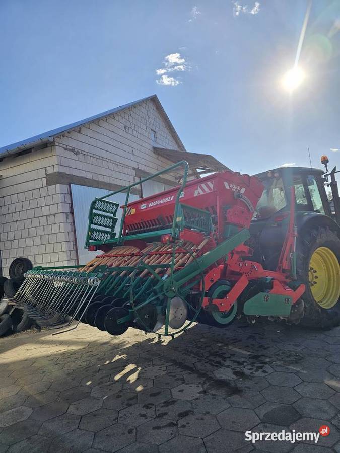 Siewnik nabudowany AgroMasz SN 300 Rolnictwo lubelskie Podedwórze