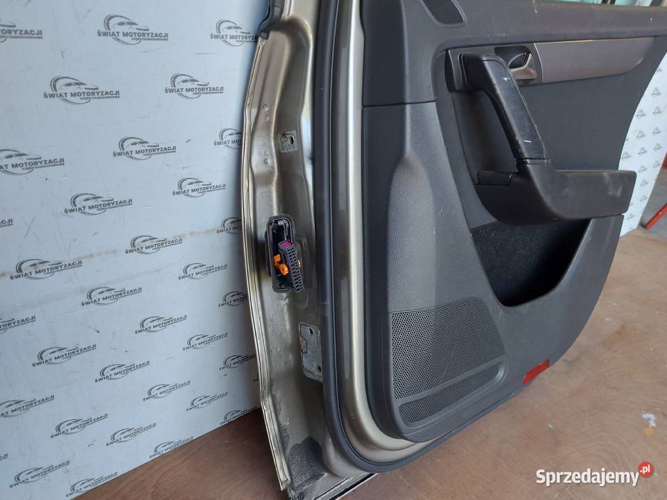VW PASSAT 20 TDI 13r drzwi prawe tył 190 Kielce sprzedam