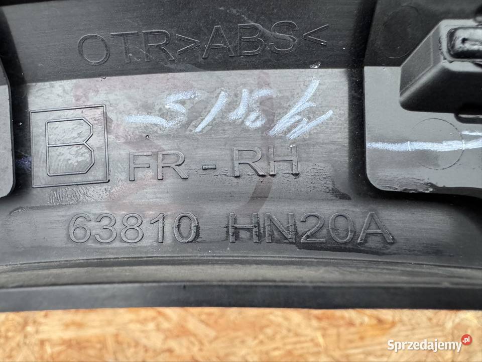 Listwa błotnika przód prawa rh Nissan qashqai 3 sprzedam