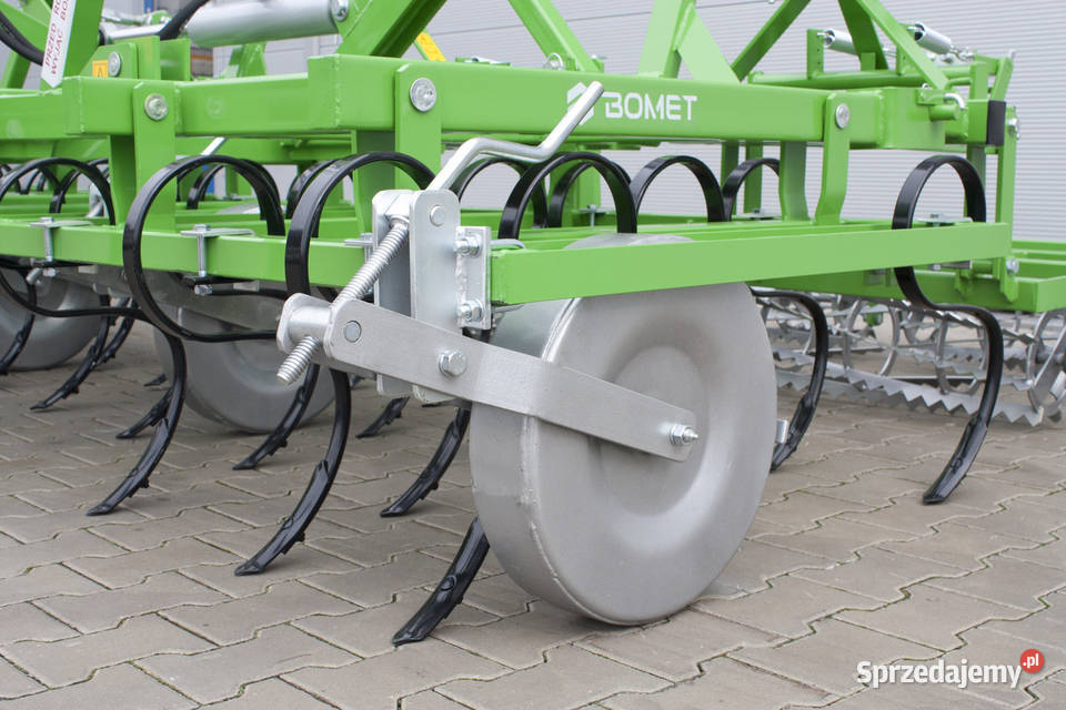 Agregat uprawowy składany hydraulicznie Proszowice