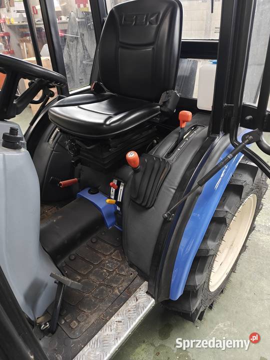 Iseki TM3187 z kabiną 4x4 1718 idealny do sadu Wspomaganie kierownicy Iseki pomorskie Miszewo