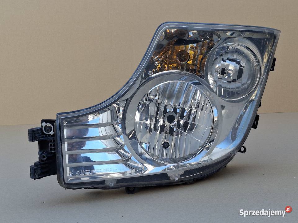 MECEDES ACTROS MP4 REFLEKTOR PRAWY ORYGINALNY Bieleń