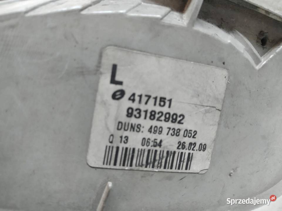 LAMPA TYŁ LEWA KOMBI 93182992 Opel Astra III Lampy tylne świętokrzyskie