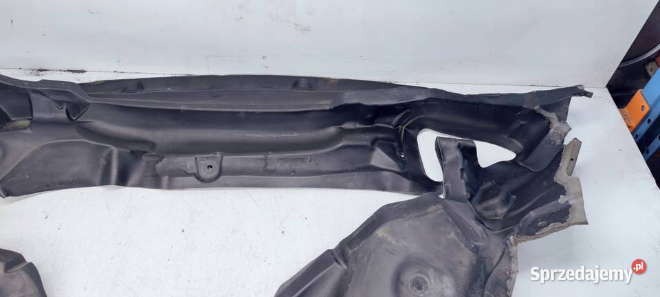 WYGŁUSZENIE ŚCIANY GRODZIOWEJ AUDI A3 8P osobowe Przystajń