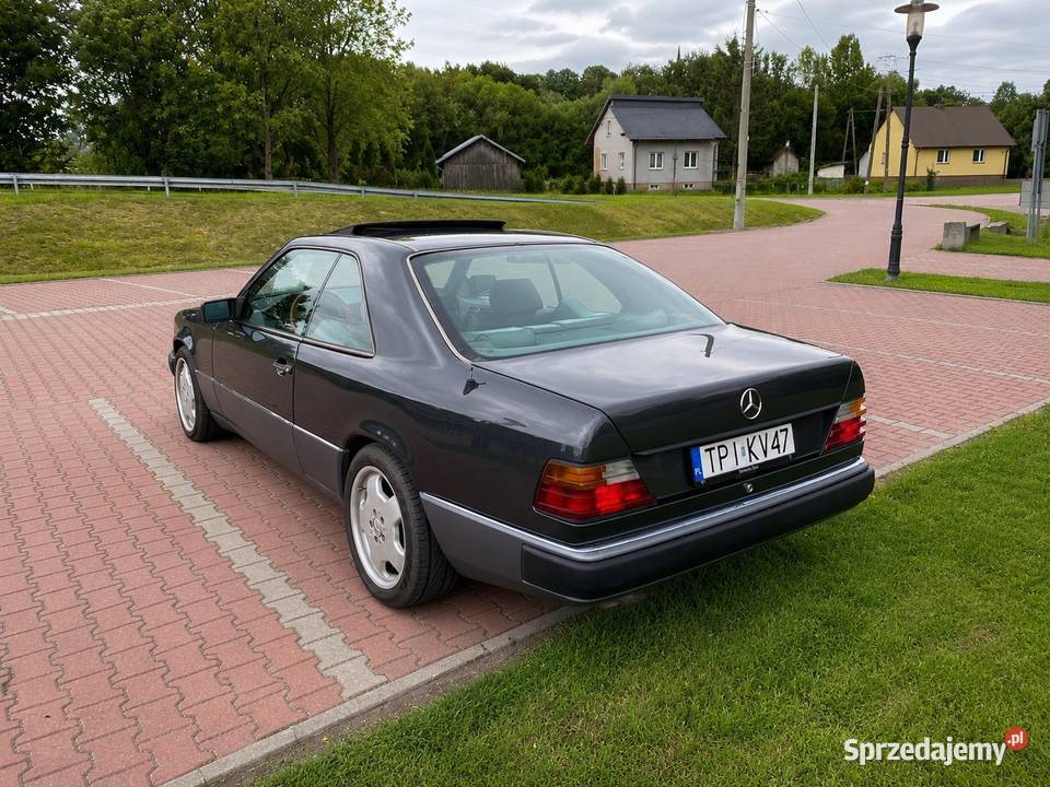 Mercedes Benz 230 ce 2/3 Chroberz