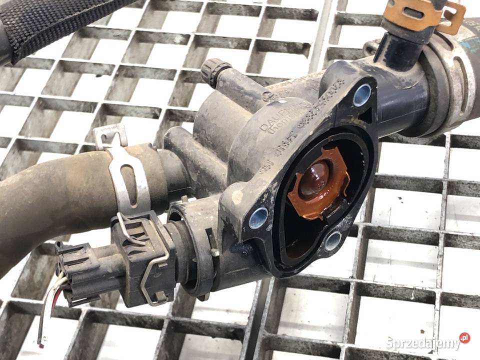 MAGISTRALA WODY DACIA DUSTER 215015457R 15 107