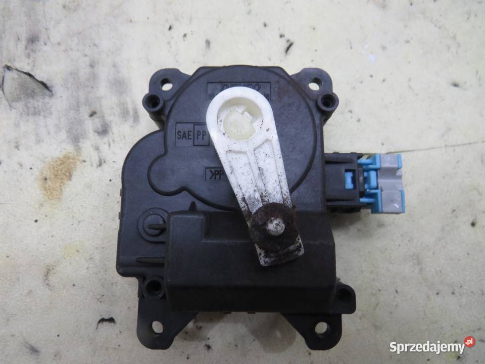 SILNICZEK NAGRZEWNICY PRIUS 3 III 638000181 osobowe