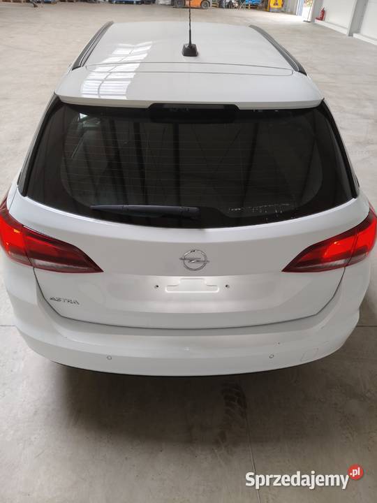 Opel Astra Sports Tourer 2020 relingi dachowe Krzeszów
