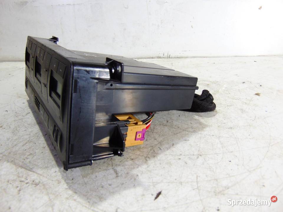 PANEL KLIMATYZACJI AUDI A8 D2 4D0820043Q Panele sterowania, przełączniki