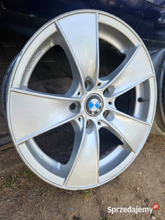 BMW 3 E90 E91 Błotnik Lewy Prawy Przód Skawina
