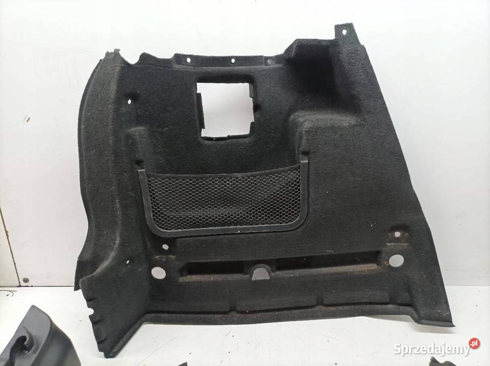 TAPICERKA BOCZEK BAGAŻNIKA LEWY PRAWY TYŁ KPL