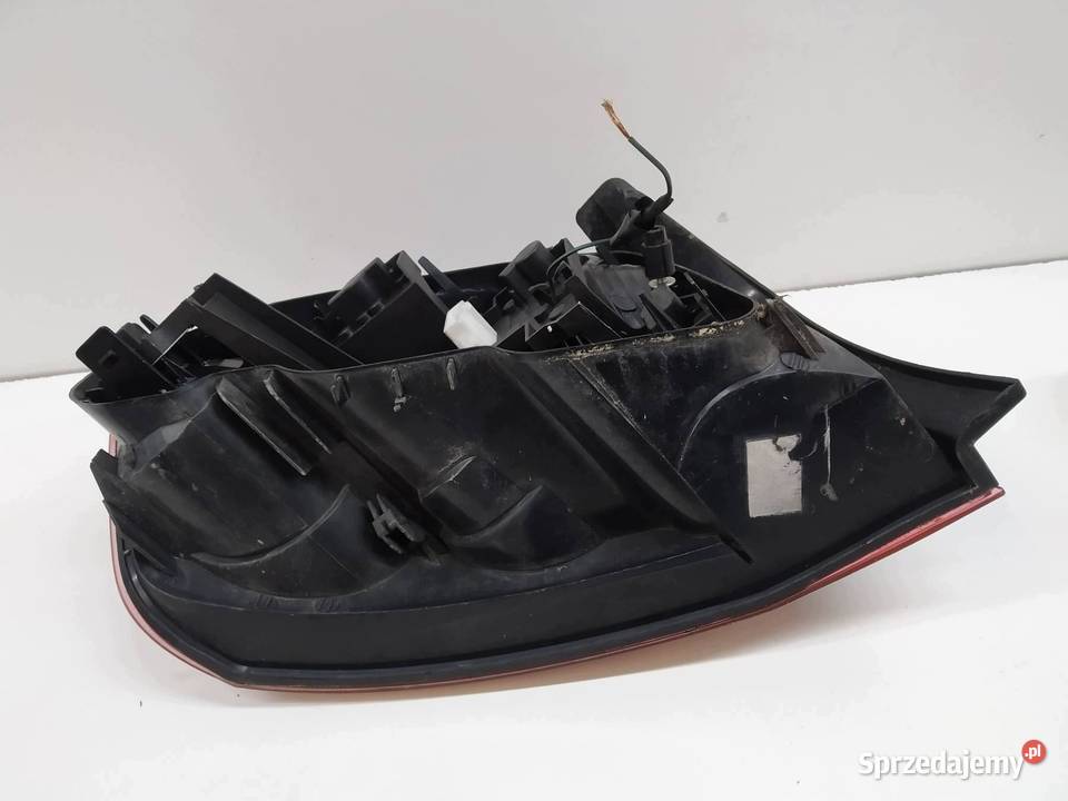 LAMPA TYŁ PRAWA EU SEDAN Peugeot 407 I 20042010 Lampy tylne sprzedam