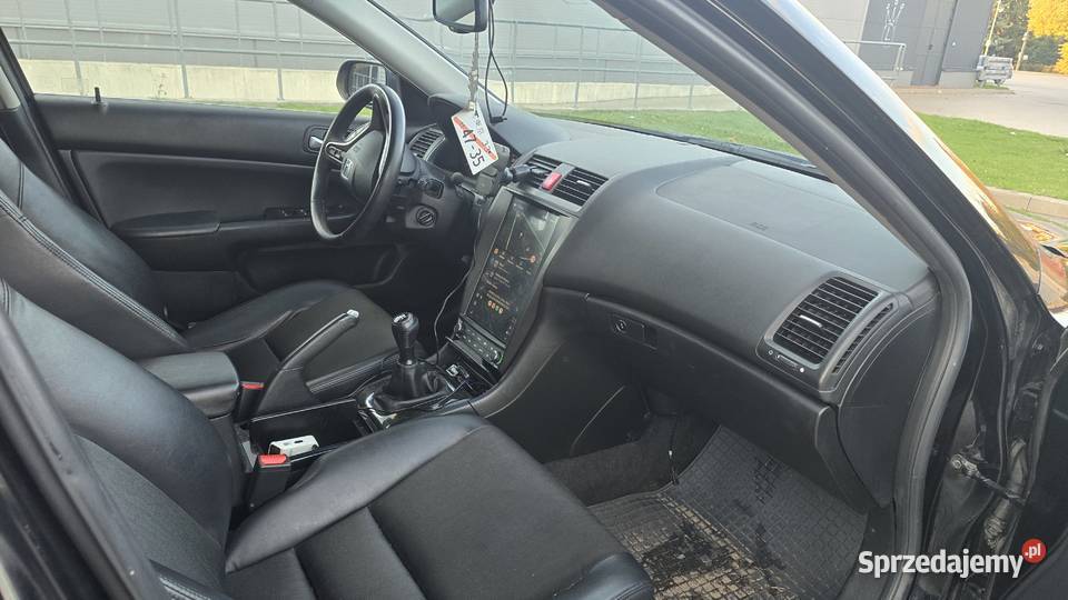 Honda accord 7 manualna